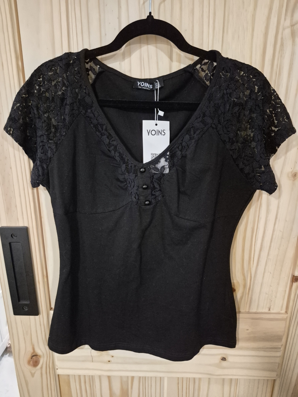 YOINS Black Lace V-Neck Cap Sleeve Top